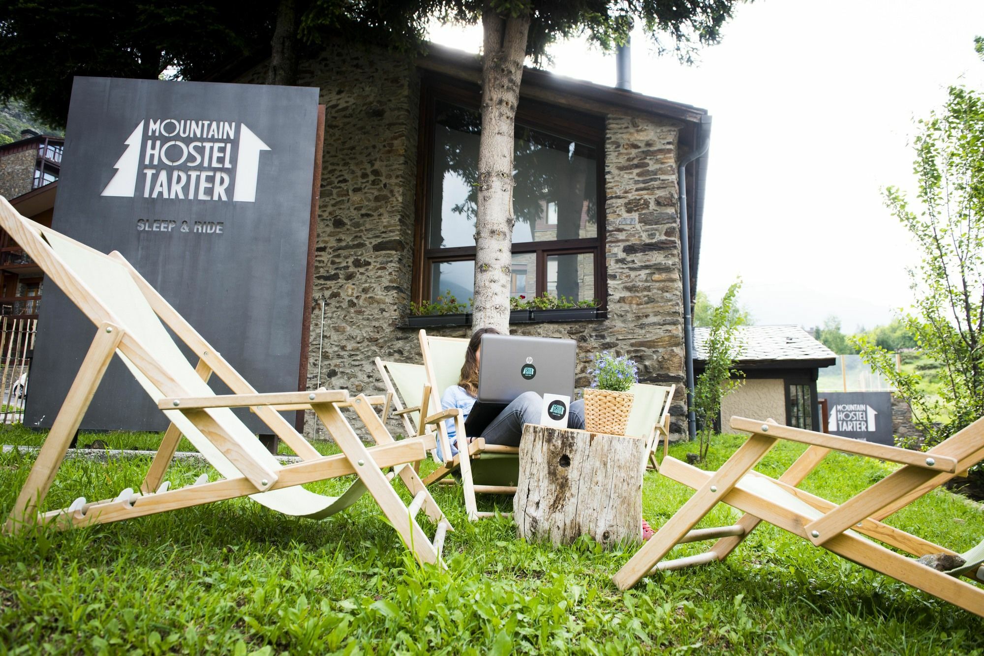 Mountain HostЕл Тартер Екстериор снимка